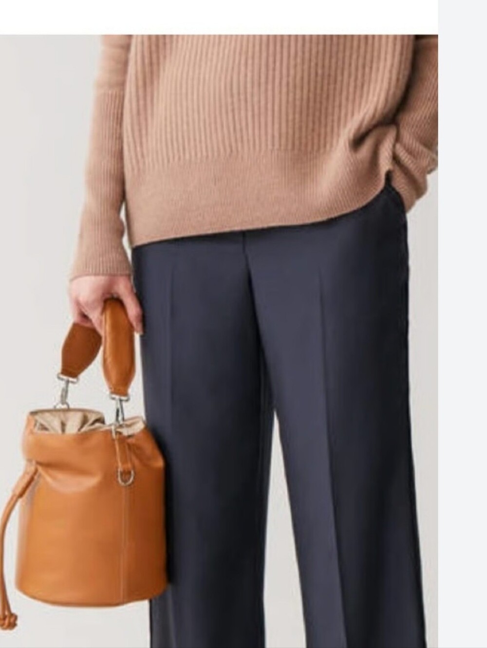 Like New Tan COS Crossbody Purse With Removable Strap